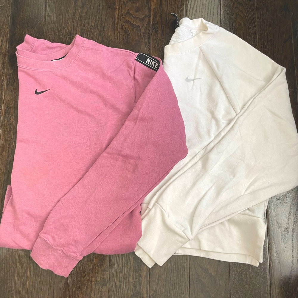 Nike Women’s Crewneck Sweatshirts